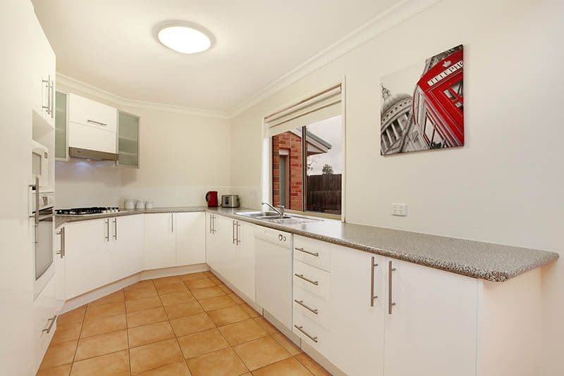 13 Ruthven Close, HILLSIDE VIC 3037, Hillside - Thumbnail 4