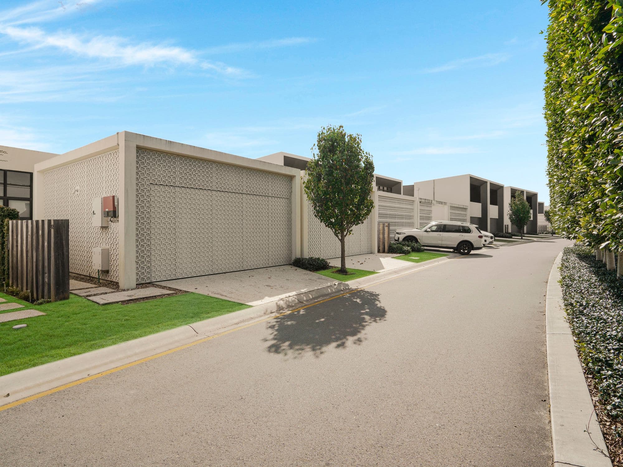 23 Theatre Drive, Benowa QLD 4217, Benowa - Thumbnail 2