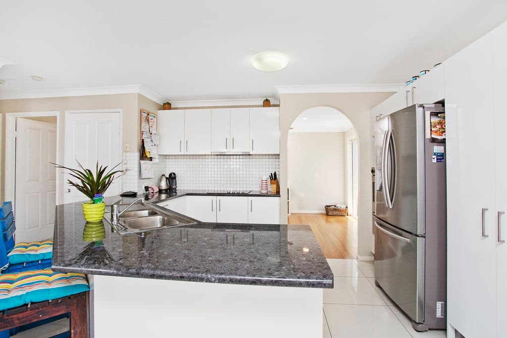 19 Damian Drive, Salisbury Heights SA 5109, Salisbury Heights - Thumbnail 3