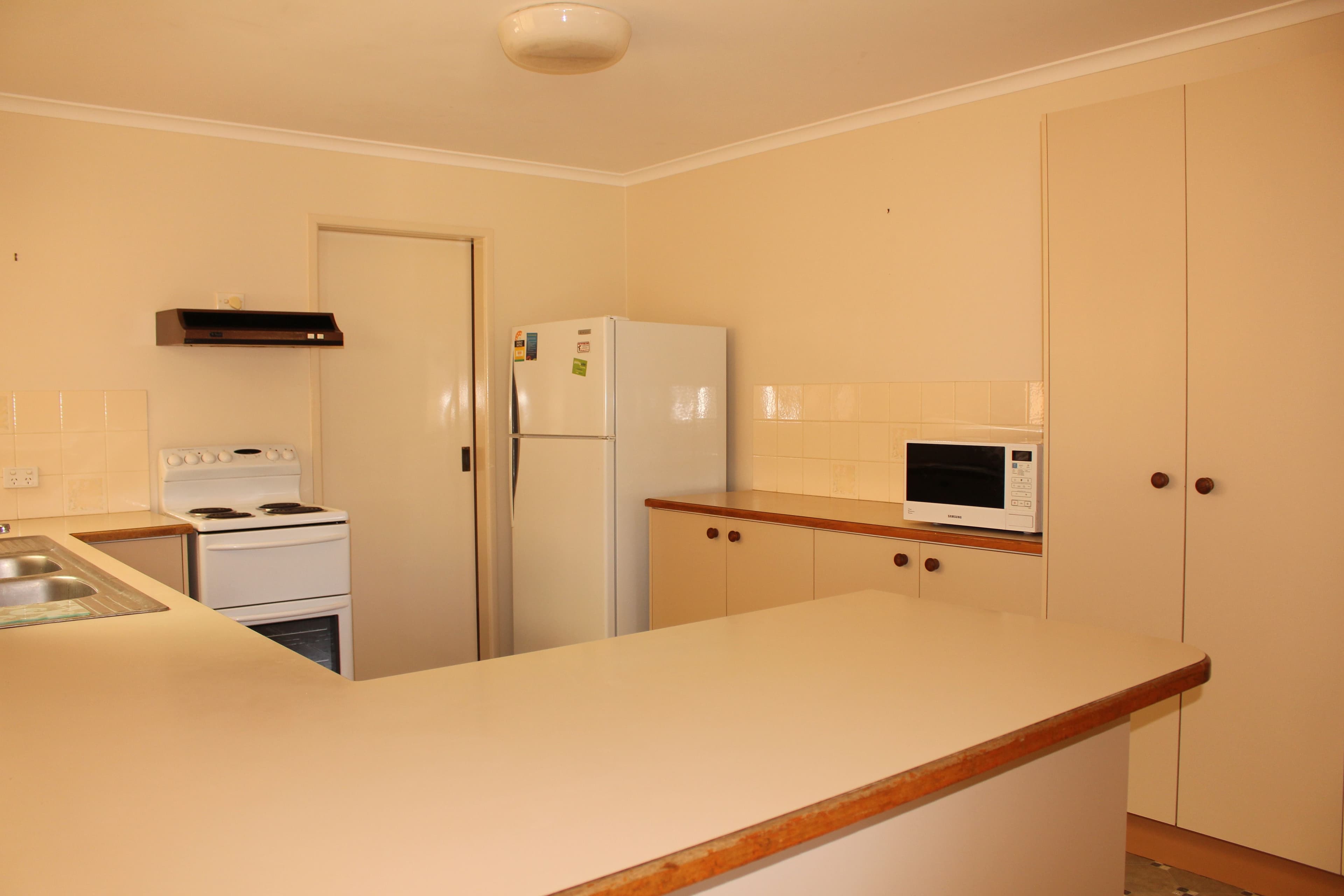 6 McLean Street, Pittsworth QLD 4356, Pittsworth - Thumbnail 2