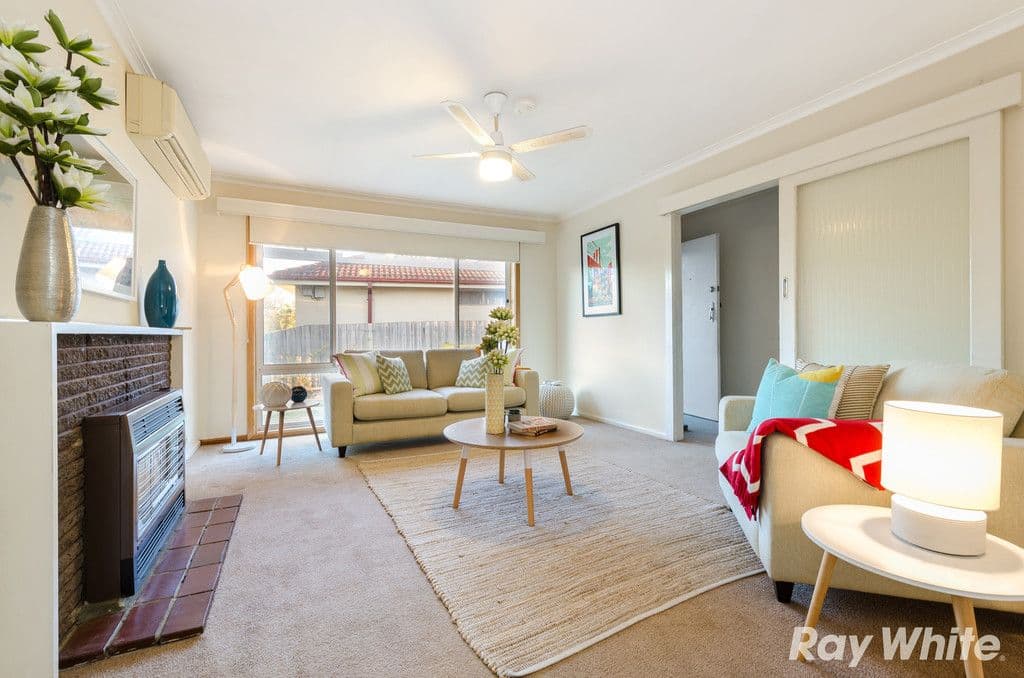24 Lincoln Drive, Cheltenham VIC 3192, Cheltenham - Thumbnail 2