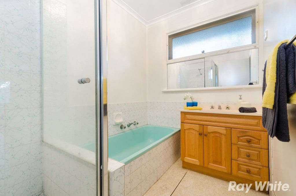 24 Lincoln Drive, Cheltenham VIC 3192, Cheltenham - Thumbnail 6
