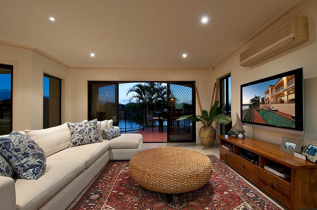 3 Clear Water Bay Avenue, Clear Island Waters QLD 4226, Clear Island Waters - Thumbnail 8