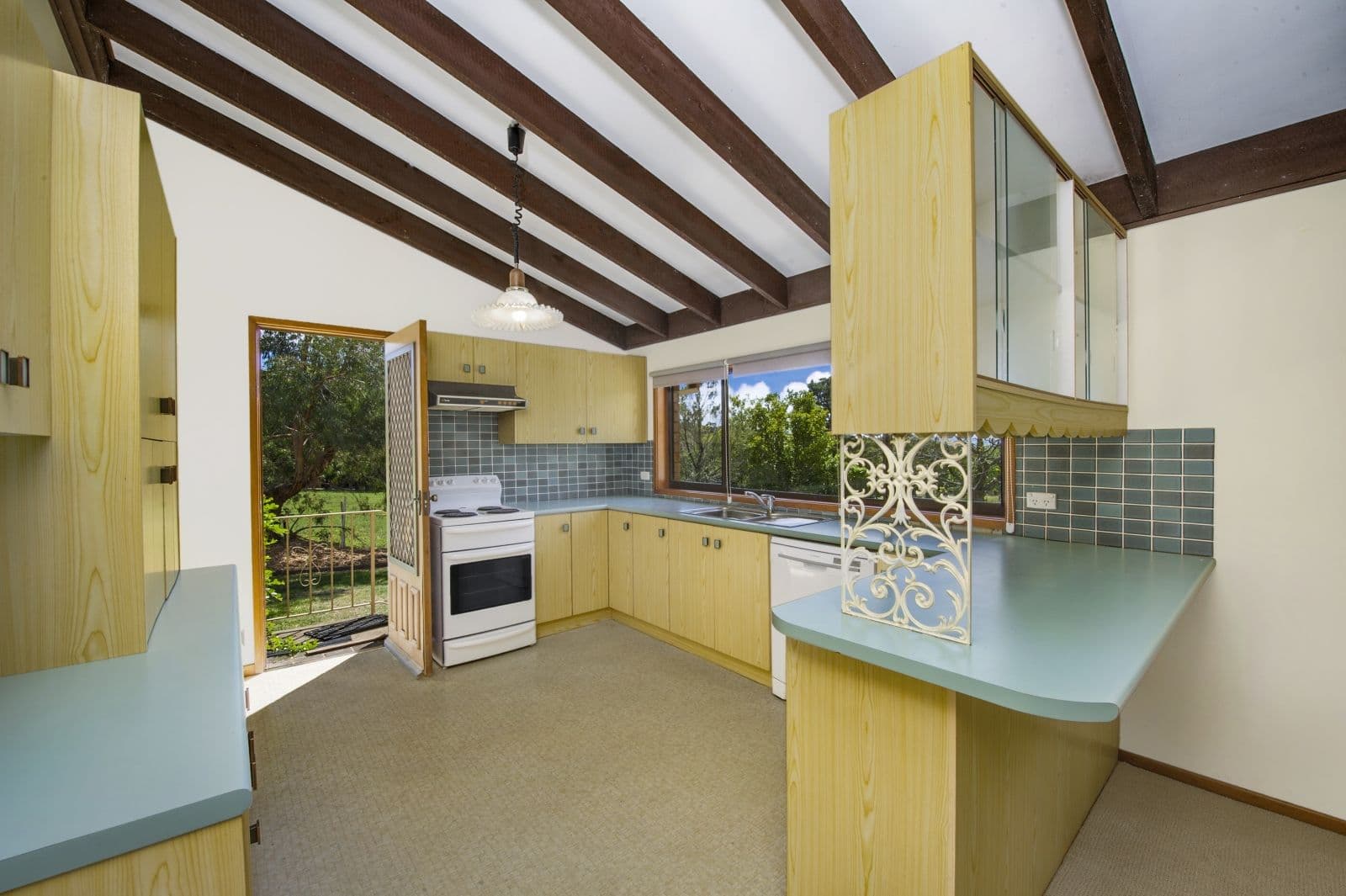 1271 Wilson Drive, Hill Top - Thumbnail 4