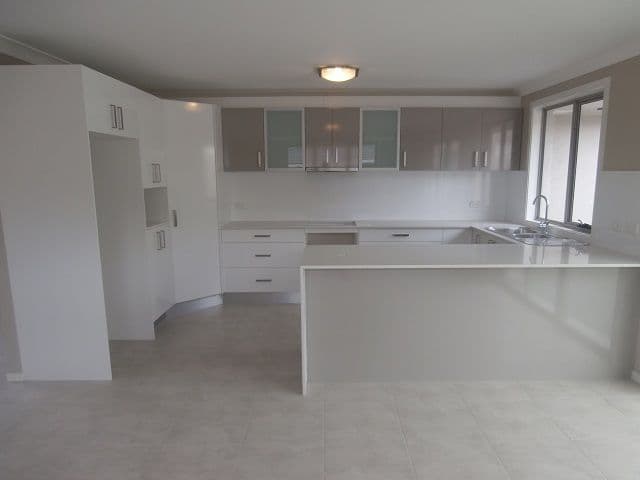 2 Anderson Street, RICHMOND NSW 2753, Richmond - Thumbnail 2