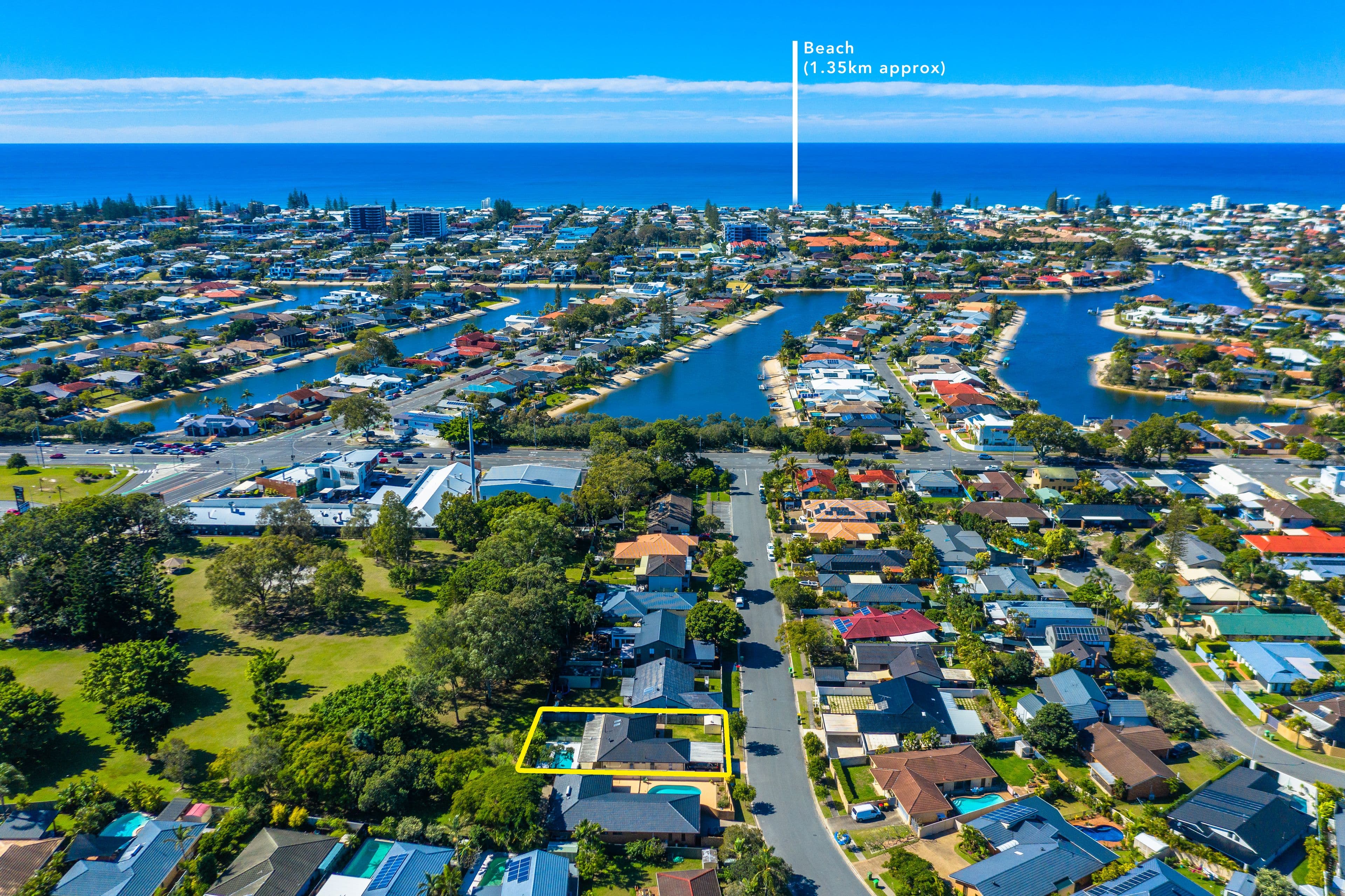 58 Arcadia Drive, Mermaid Waters QLD 4218, Mermaid Waters - Thumbnail 3