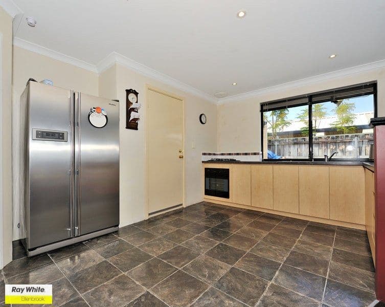 52 Granesse Drive, ELLENBROOK WA 6069, Ellenbrook - Thumbnail 3