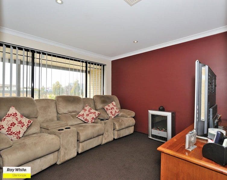 52 Granesse Drive, ELLENBROOK WA 6069, Ellenbrook - Thumbnail 5