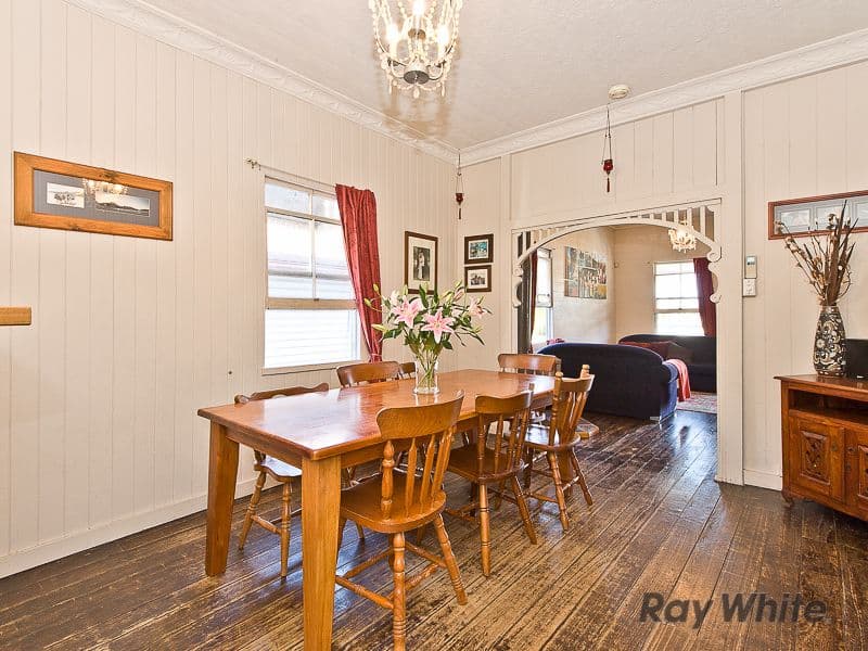 57 Connaught Street, SANDGATE QLD 4017, Sandgate - Thumbnail 5