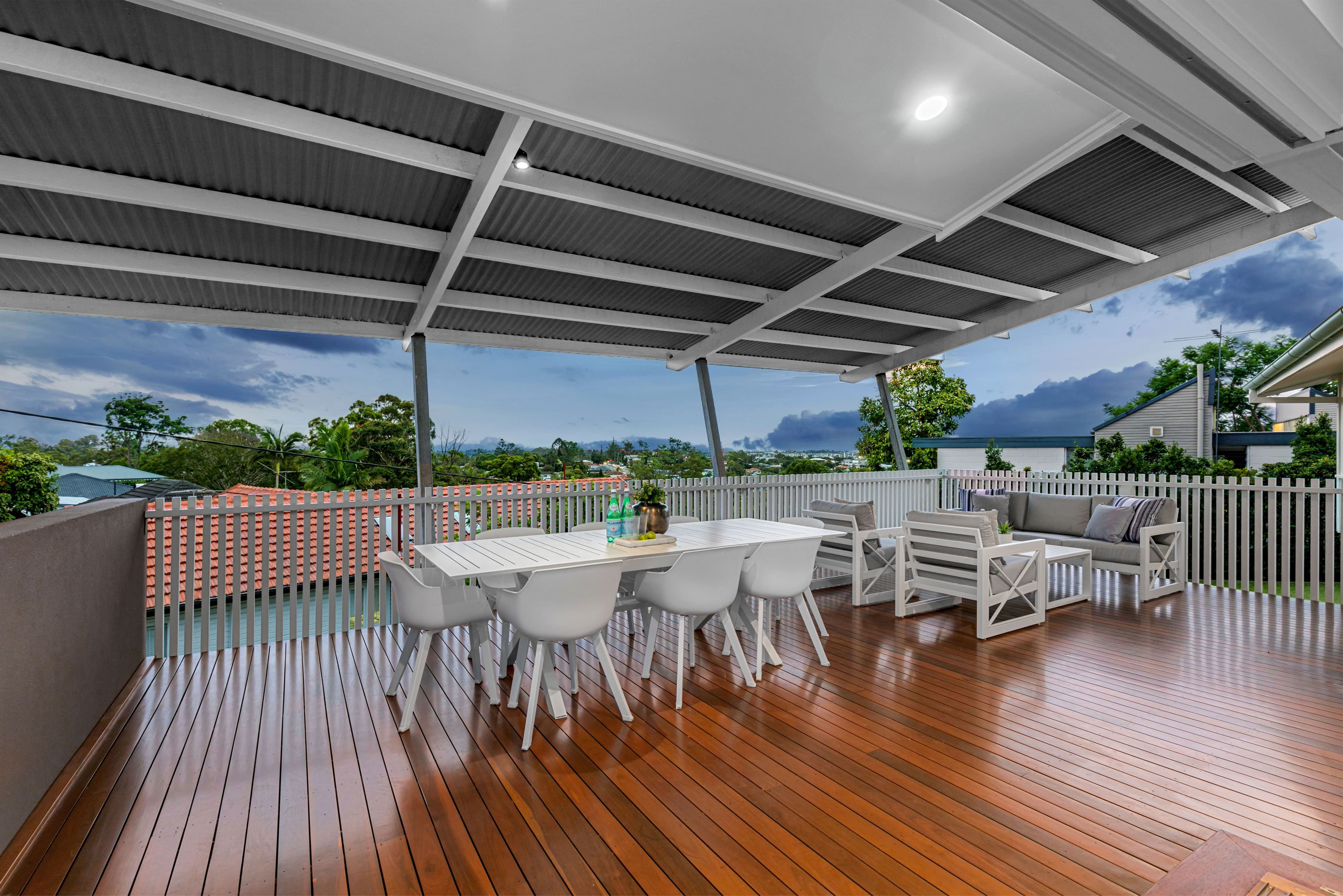 7 Pangeza Street, Stafford Heights QLD 4053, Stafford Heights - Thumbnail 2