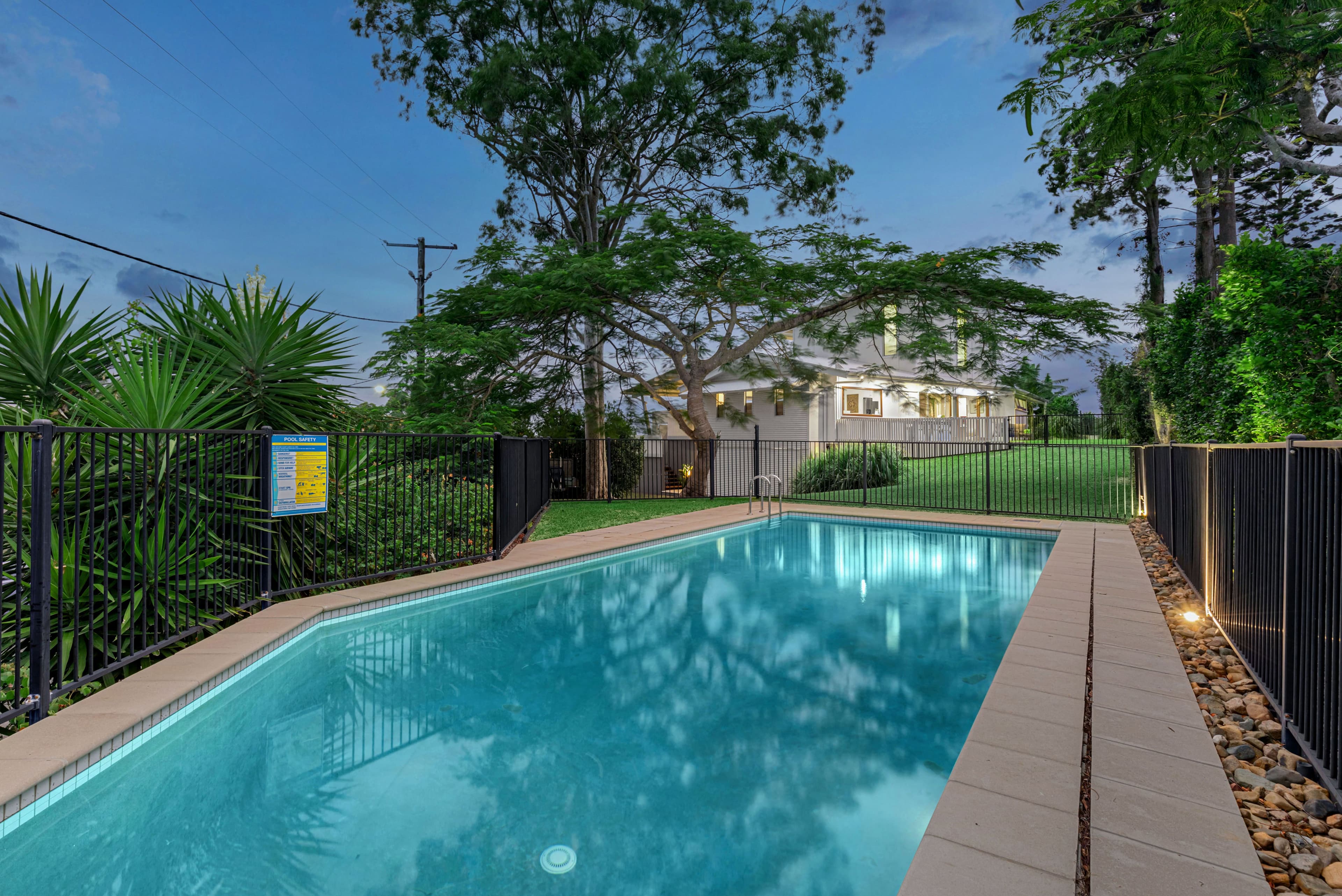 7 Pangeza Street, Stafford Heights QLD 4053, Stafford Heights - Thumbnail 3