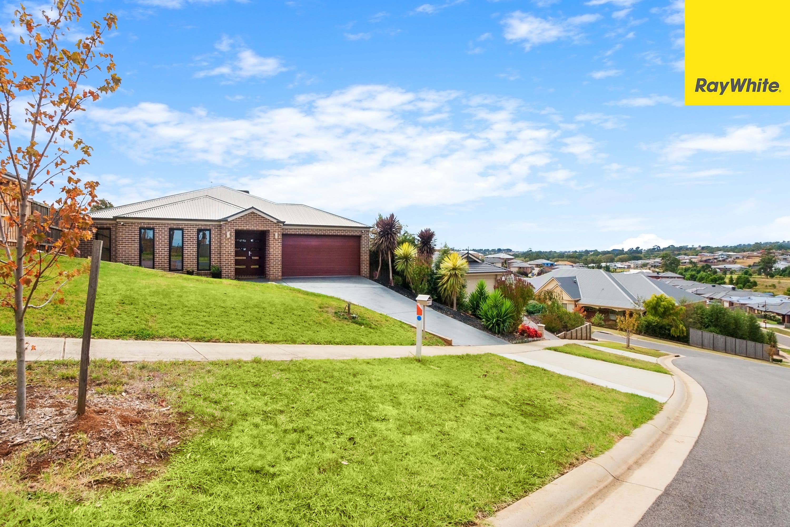 40 Monica Drive, Drouin VIC 3818, Drouin - Image 1
