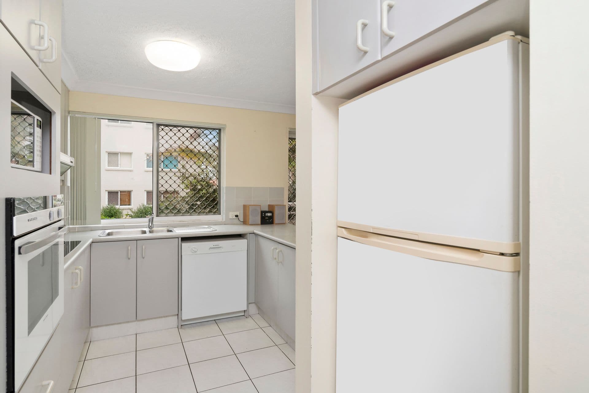 14 Jefferson Lane, Palm Beach QLD 4221, Palm Beach - Thumbnail 5