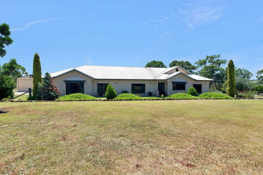 4 Roseburn Court, Torrington QLD 4350, Torrington - Thumbnail 2