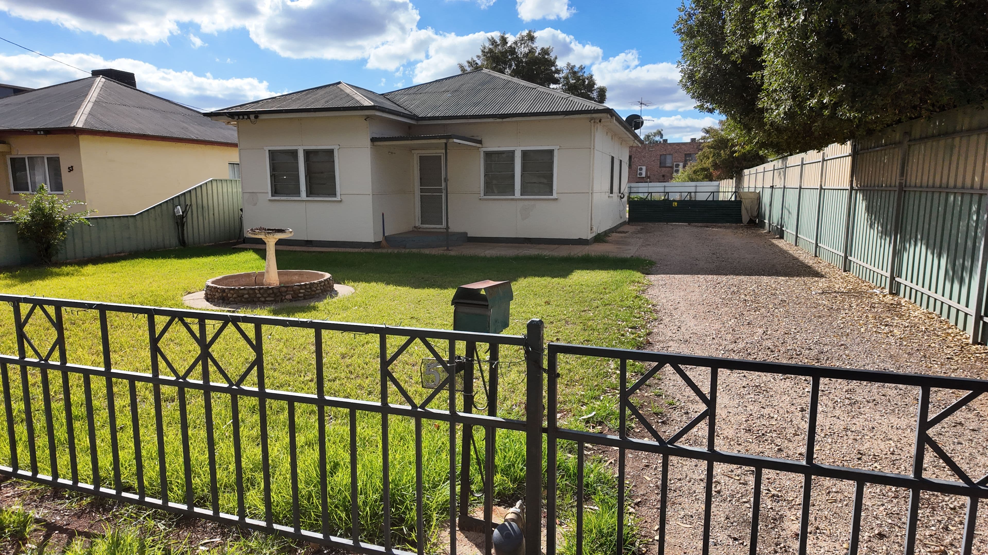 51 Canal Street, Griffith NSW 2680, Griffith - Image 1