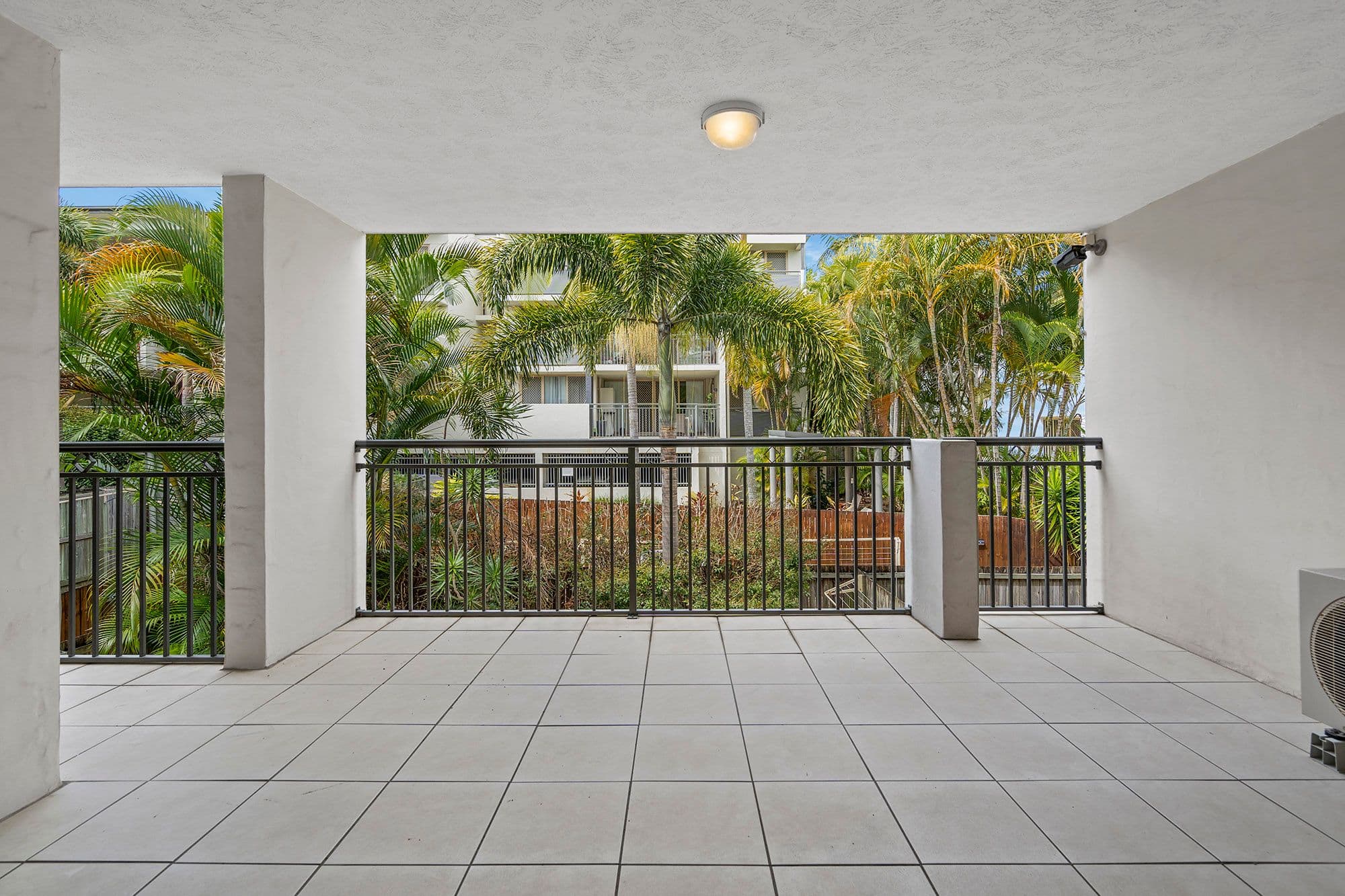 8 Mascar Street, Upper Mount Gravatt QLD 4122, Upper Mount Gravatt - Thumbnail 4