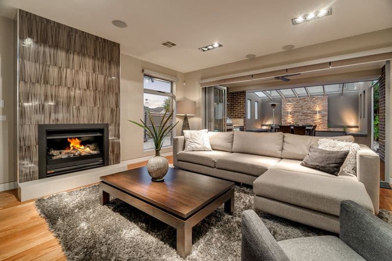 33 Hawkstowe Parade, SOUTH MORANG VIC 3752, South Morang - Thumbnail 2