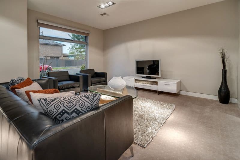 33 Hawkstowe Parade, SOUTH MORANG VIC 3752, South Morang - Thumbnail 6