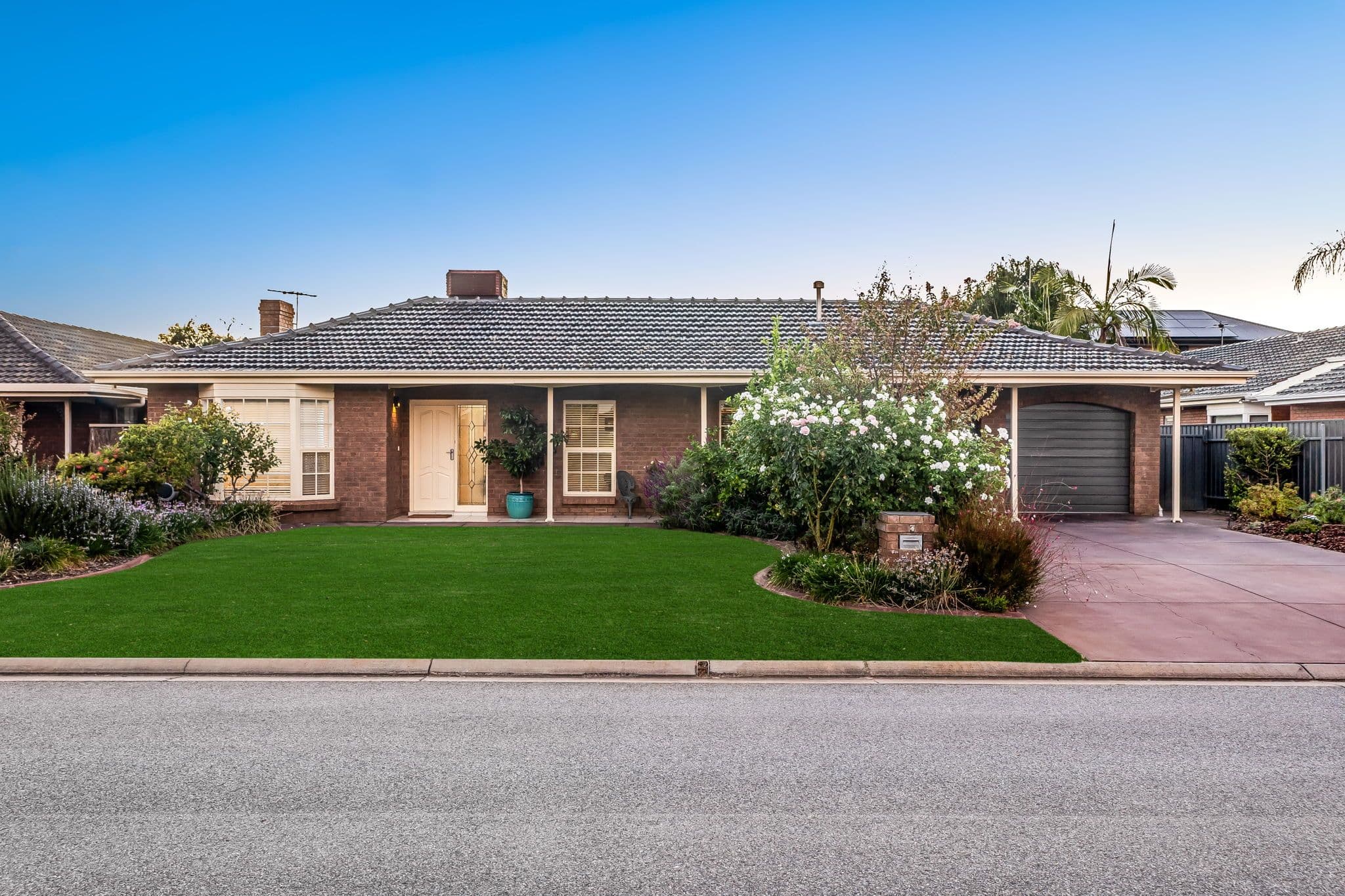 4 Bega Court, West Lakes SA 5021, West Lakes - Image 1