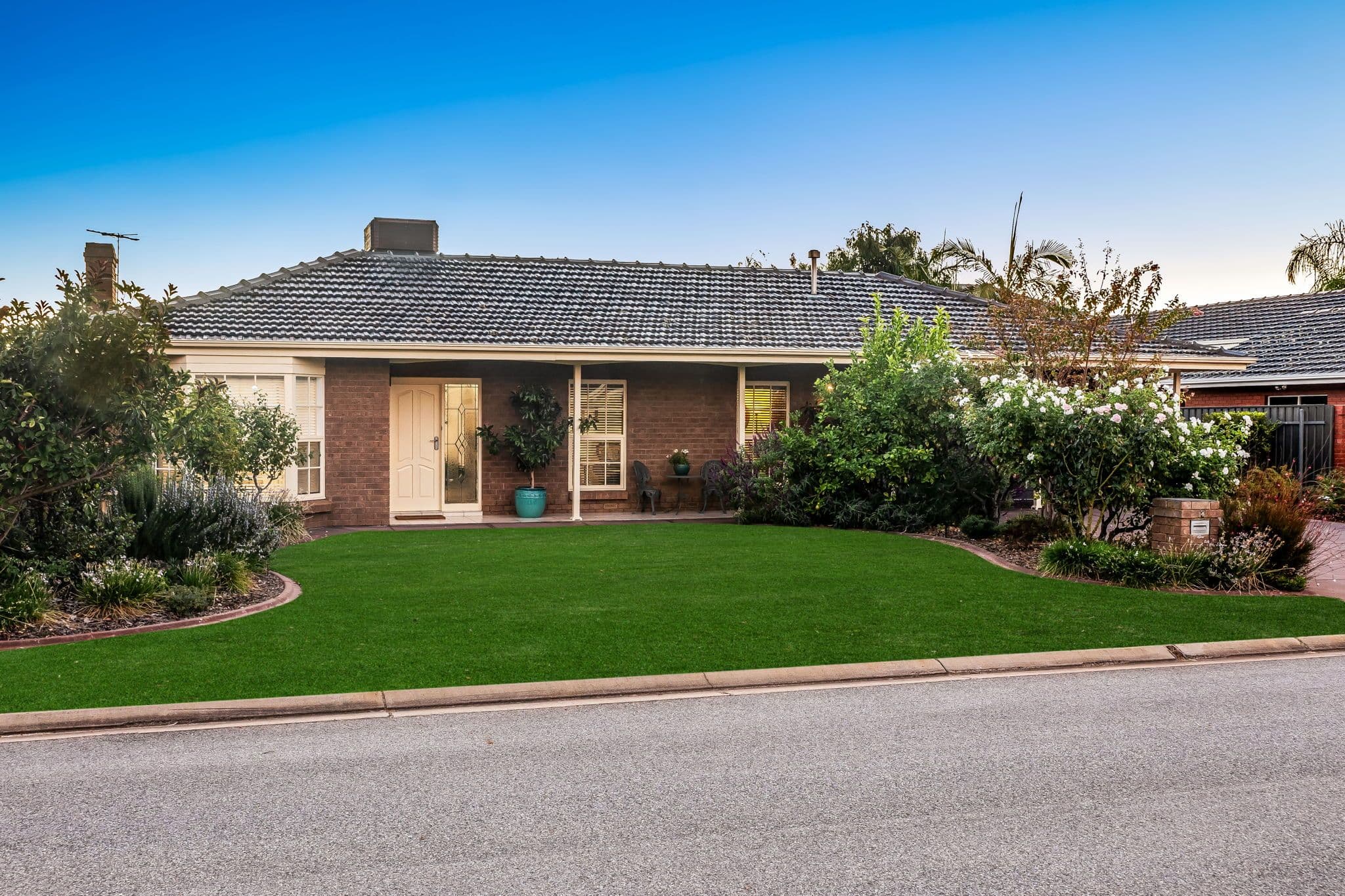 4 Bega Court, West Lakes SA 5021, West Lakes - Thumbnail 2
