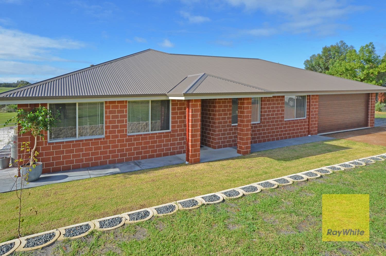 135 Deloraine Drive, Warrenup WA 6330, Warrenup - Image 1