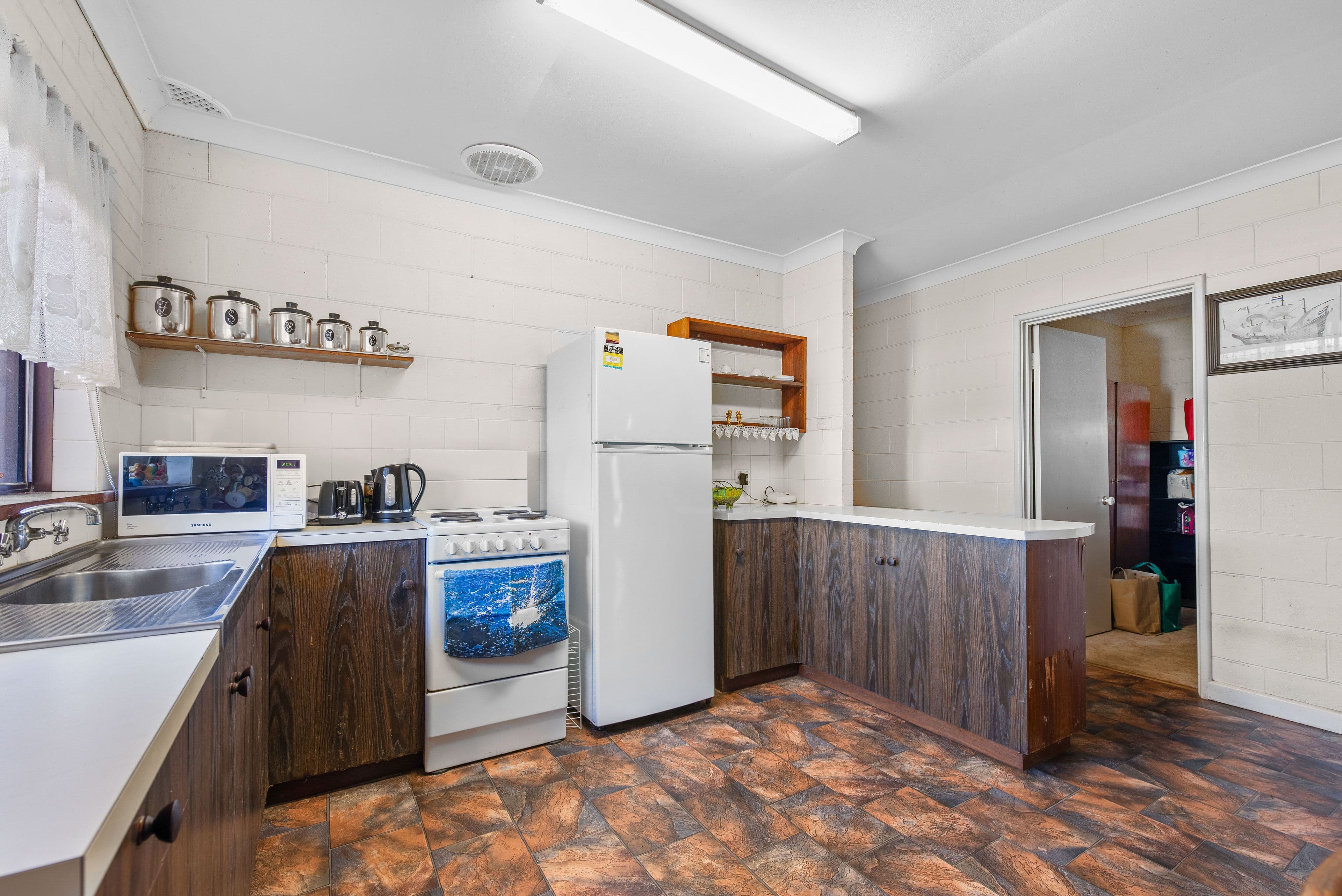 553 Chapman Road, Sunset Beach WA 6530, Sunset Beach - Thumbnail 4