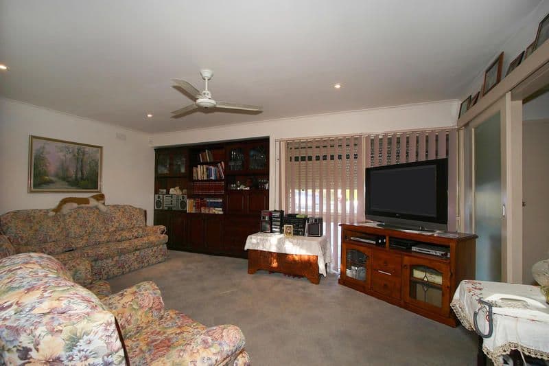 56 Howard Road, DINGLEY VILLAGE VIC 3172, Dingley Village - Thumbnail 2