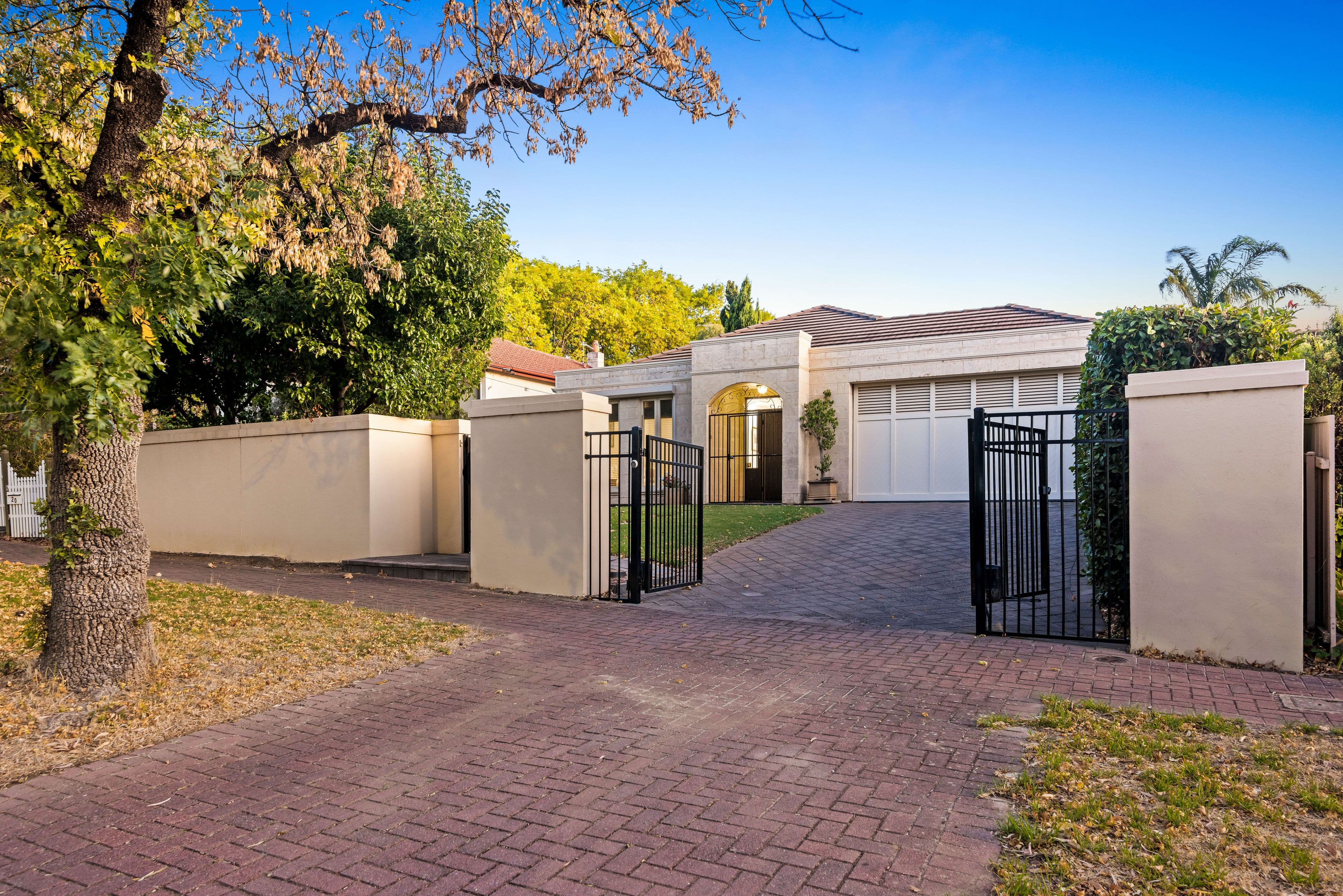 18 High Street, Burnside SA 5066, Burnside - Thumbnail 2