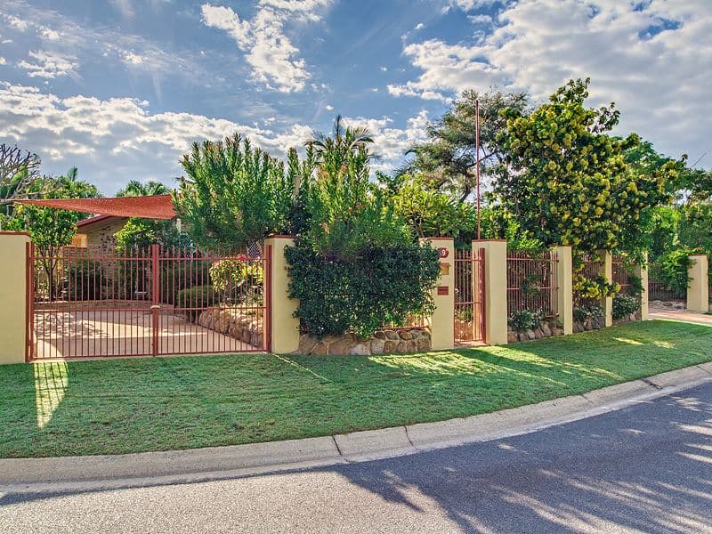 9 Bentleigh  Court, ROBINA QLD 4226, Robina - Image 1