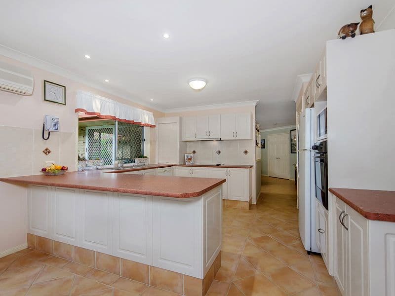 9 Bentleigh  Court, ROBINA QLD 4226, Robina - Thumbnail 8