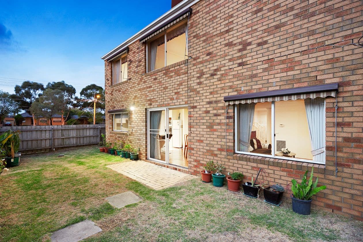 2 Crown Close, OAKLEIGH EAST VIC 3166, Oakleigh East - Thumbnail 8