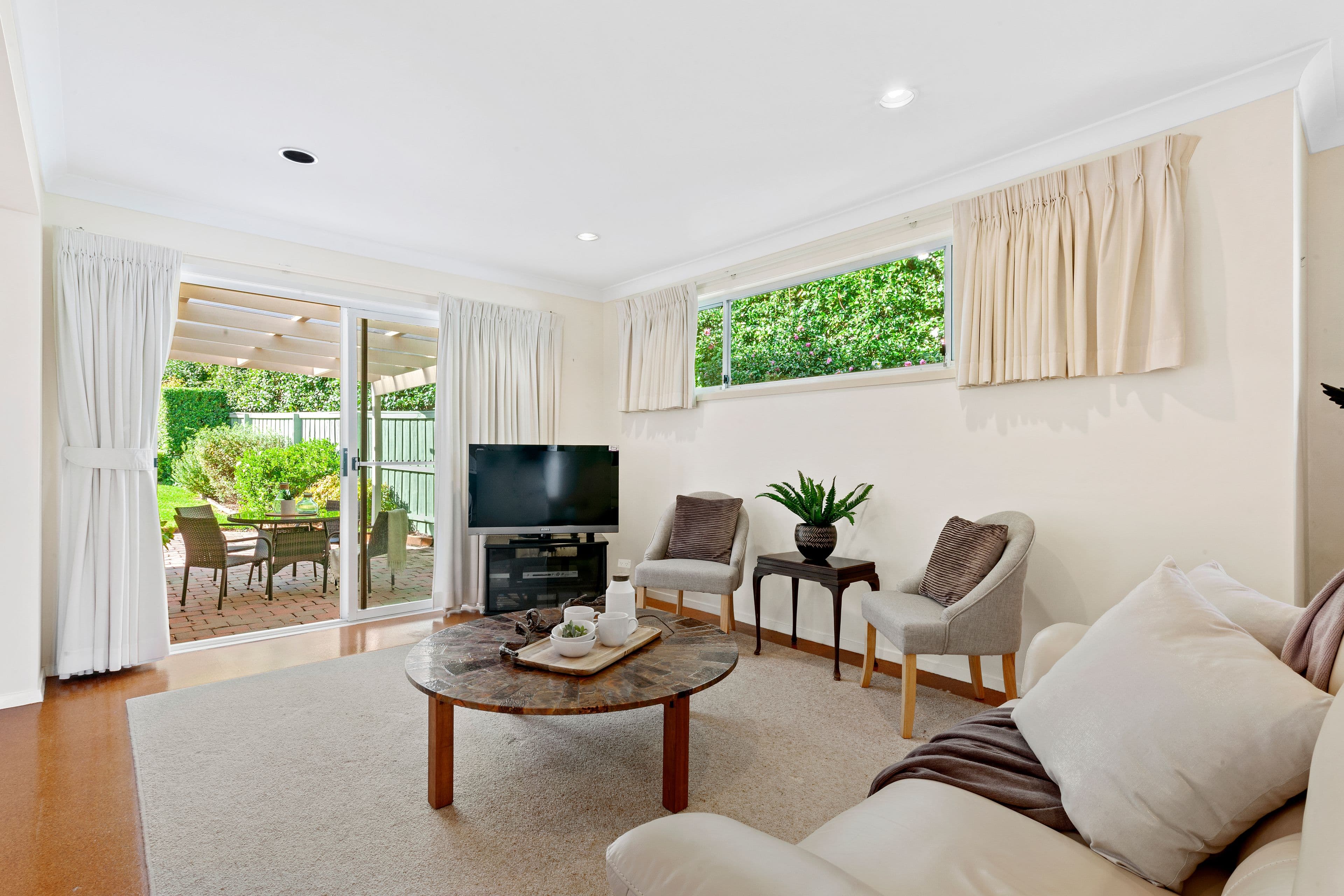 108 Duffy Avenue, Westleigh - Thumbnail 3