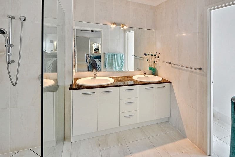 6 Melos Place, KAWANA ISLAND QLD 4575, Kawana Island - Thumbnail 5
