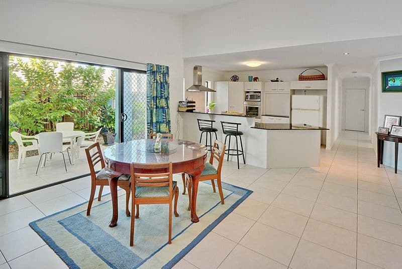 6 Melos Place, KAWANA ISLAND QLD 4575, Kawana Island - Thumbnail 8