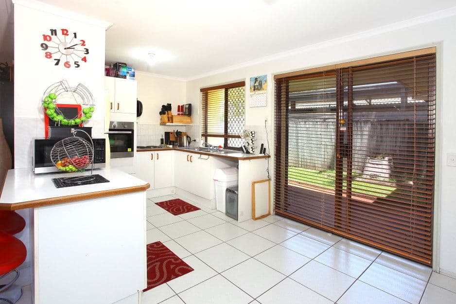 70 Cumberland Drive, Varsity Lakes QLD 4227, Varsity Lakes - Thumbnail 2