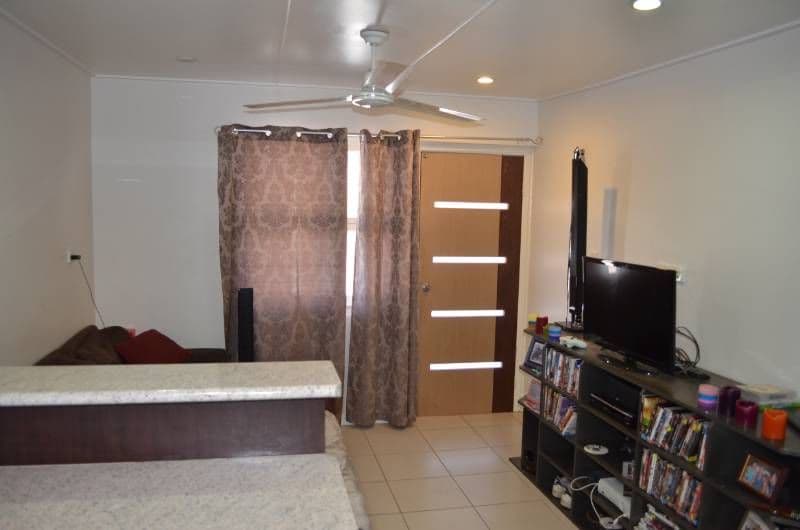 10 View Street, WEST GLADSTONE QLD 4680, West Gladstone - Thumbnail 2
