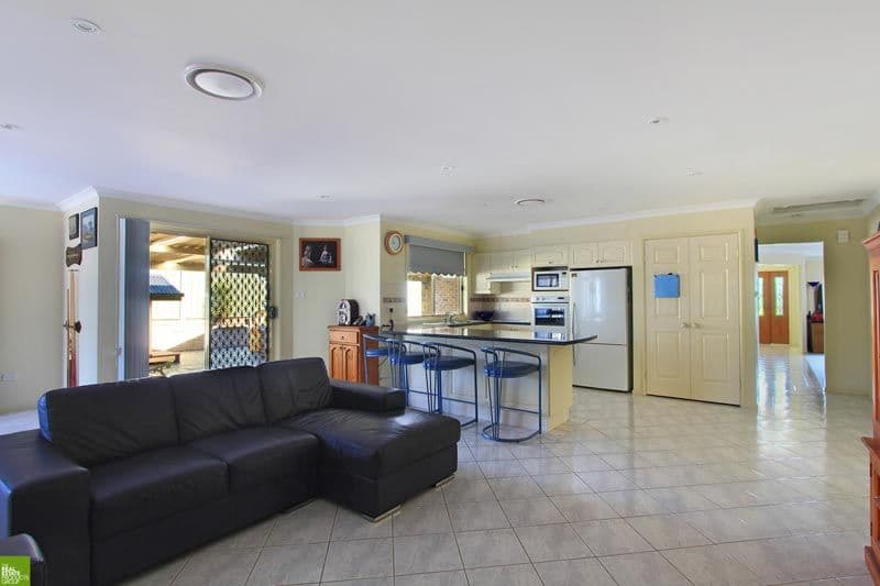 5 Mortlock Drive, ALBION PARK NSW 2527, Albion Park - Thumbnail 3
