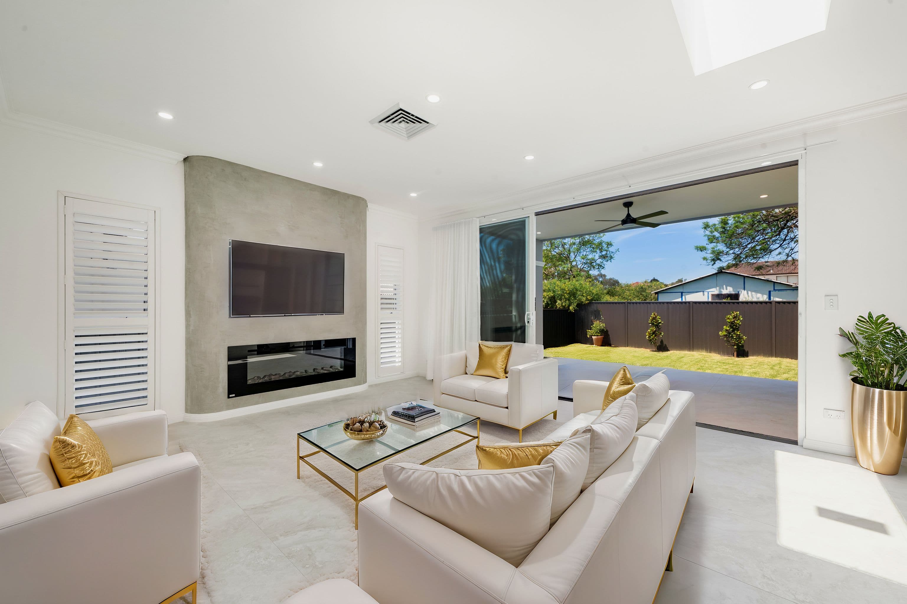 4 Beatrice Street, Bass Hill NSW 2197, Bass Hill - Thumbnail 2