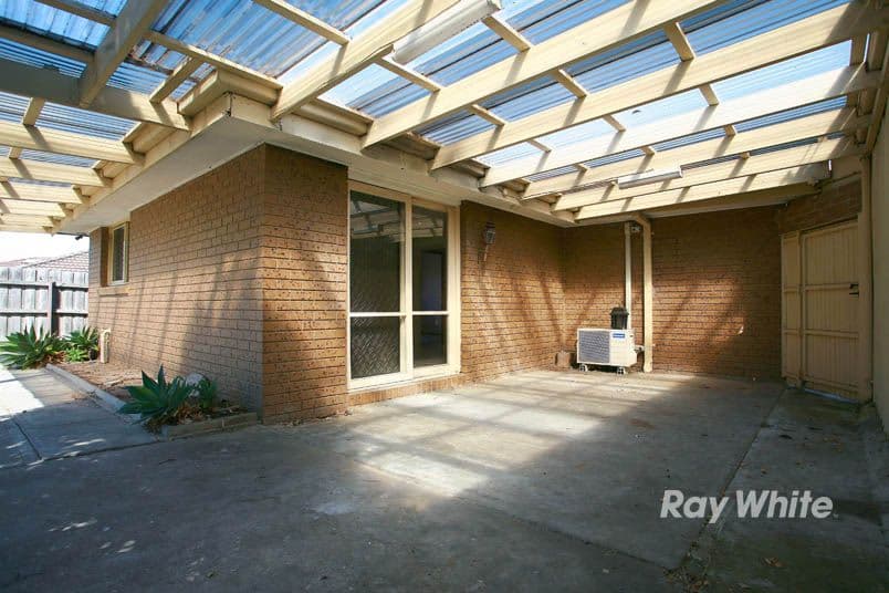 38 Monahans Road, CRANBOURNE VIC 3977, Cranbourne - Thumbnail 5