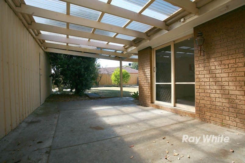 38 Monahans Road, CRANBOURNE VIC 3977, Cranbourne - Thumbnail 6