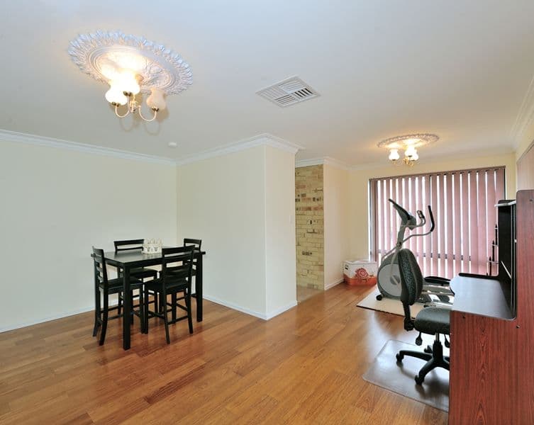 6 Salmon Crescent, WARNBRO WA 6169, Warnbro - Thumbnail 4