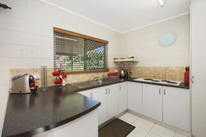 11 Burwood Close, ANDERGROVE QLD 4740, Andergrove - Thumbnail 3