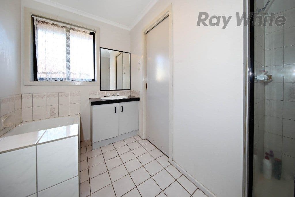 8 Mississippi Place, Werribee VIC 3030, Werribee - Thumbnail 5