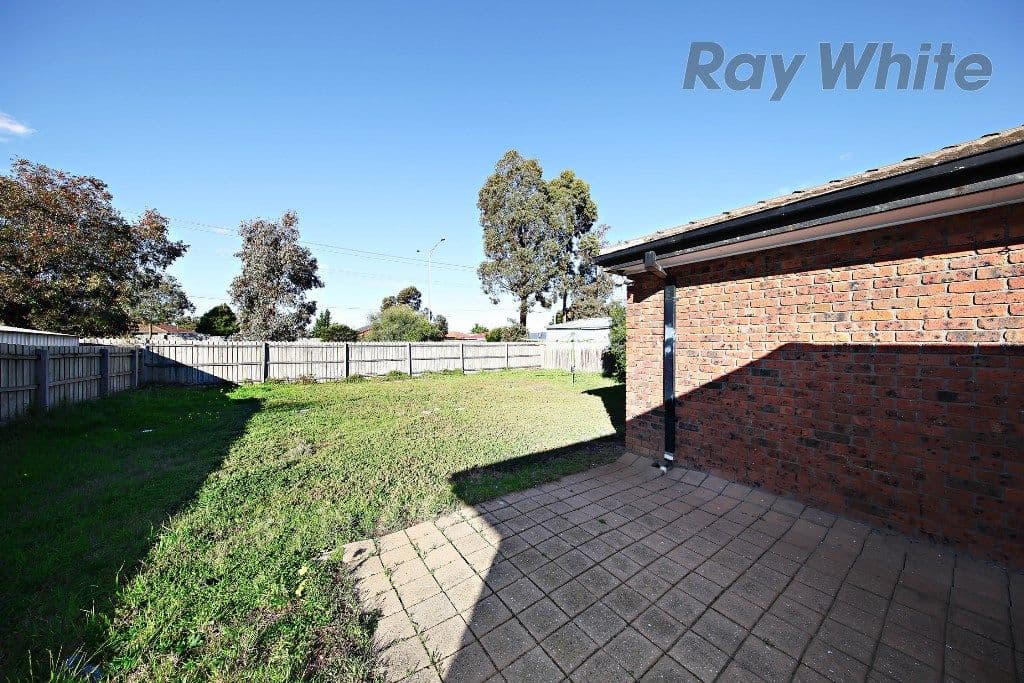 8 Mississippi Place, Werribee VIC 3030, Werribee - Thumbnail 8