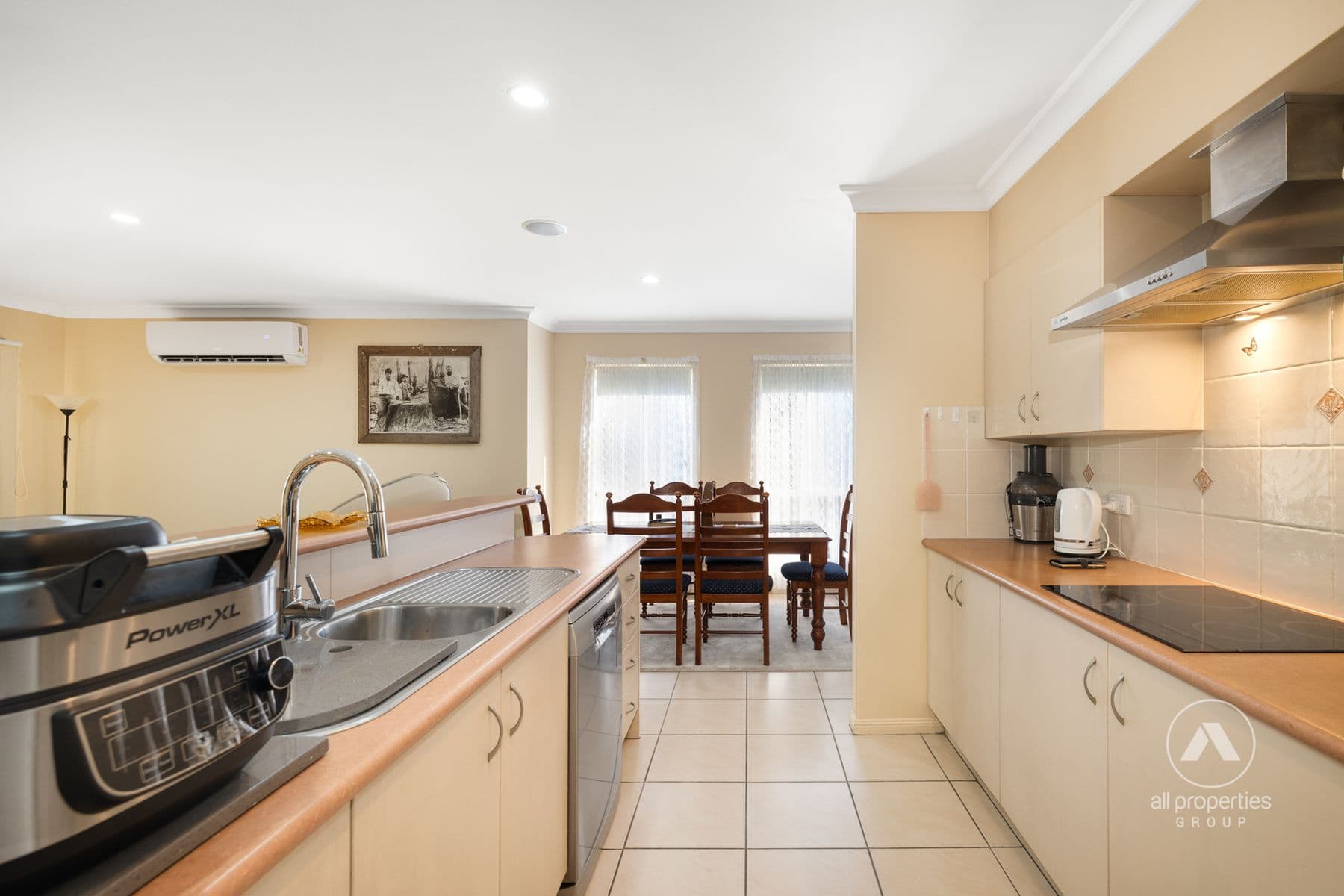 1 Lake Cooloola Drive, Logan Reserve QLD 4133, Logan Reserve - Thumbnail 4