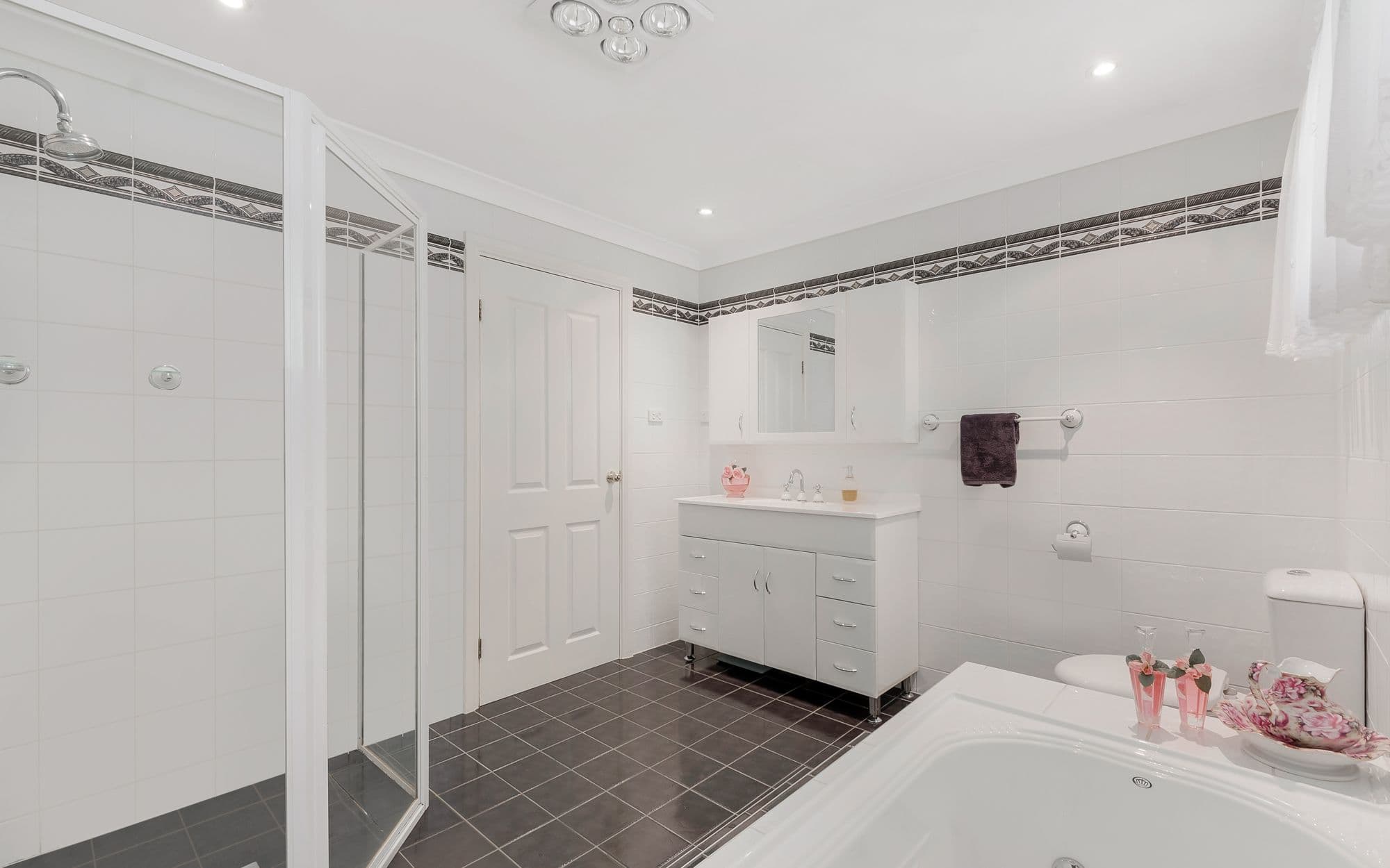 3 Queenscliff Drive, Woodbine NSW 2560, Woodbine - Thumbnail 7