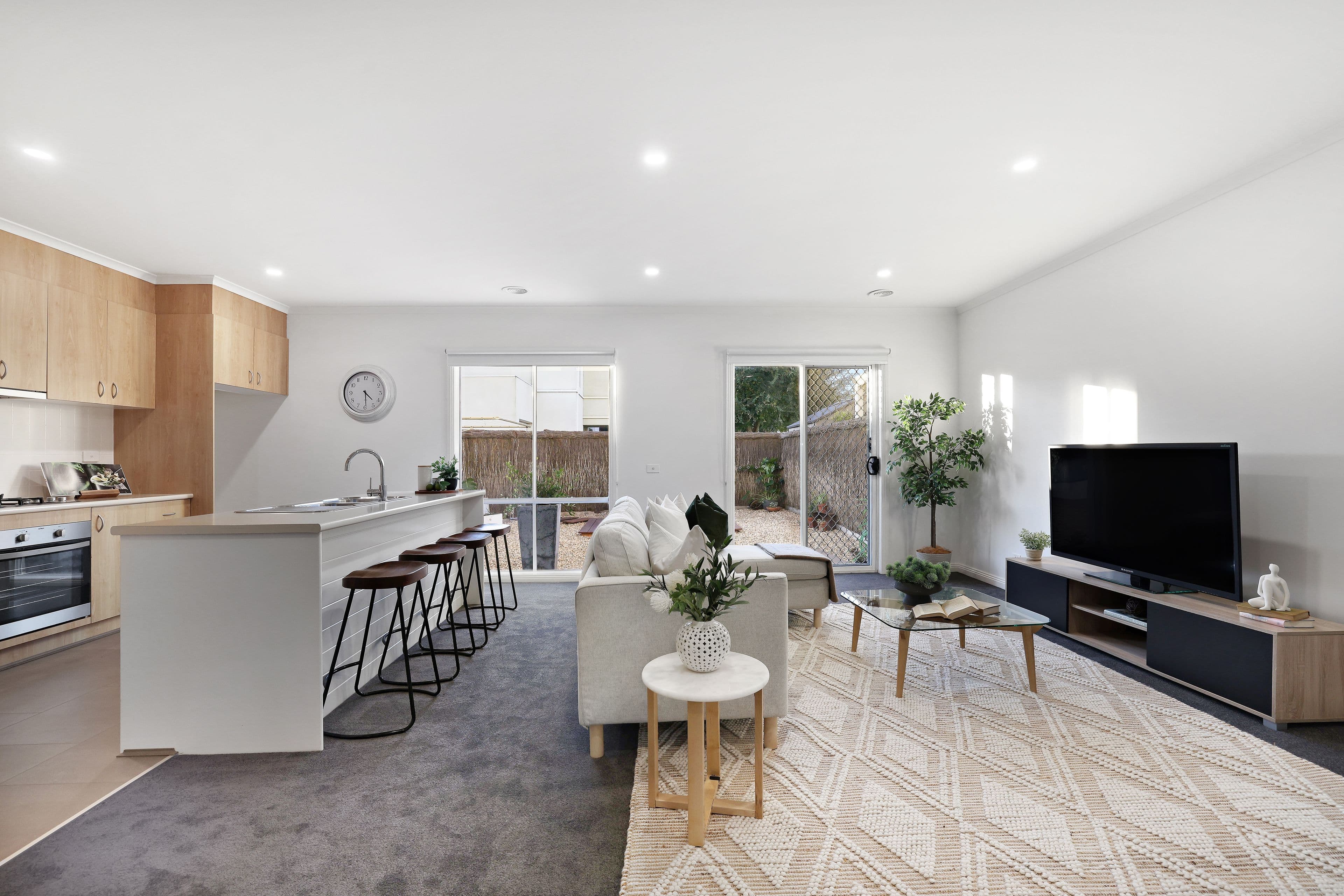 81 Sovereign Manors Crescent, Rowville VIC 3178, Rowville - Thumbnail 4