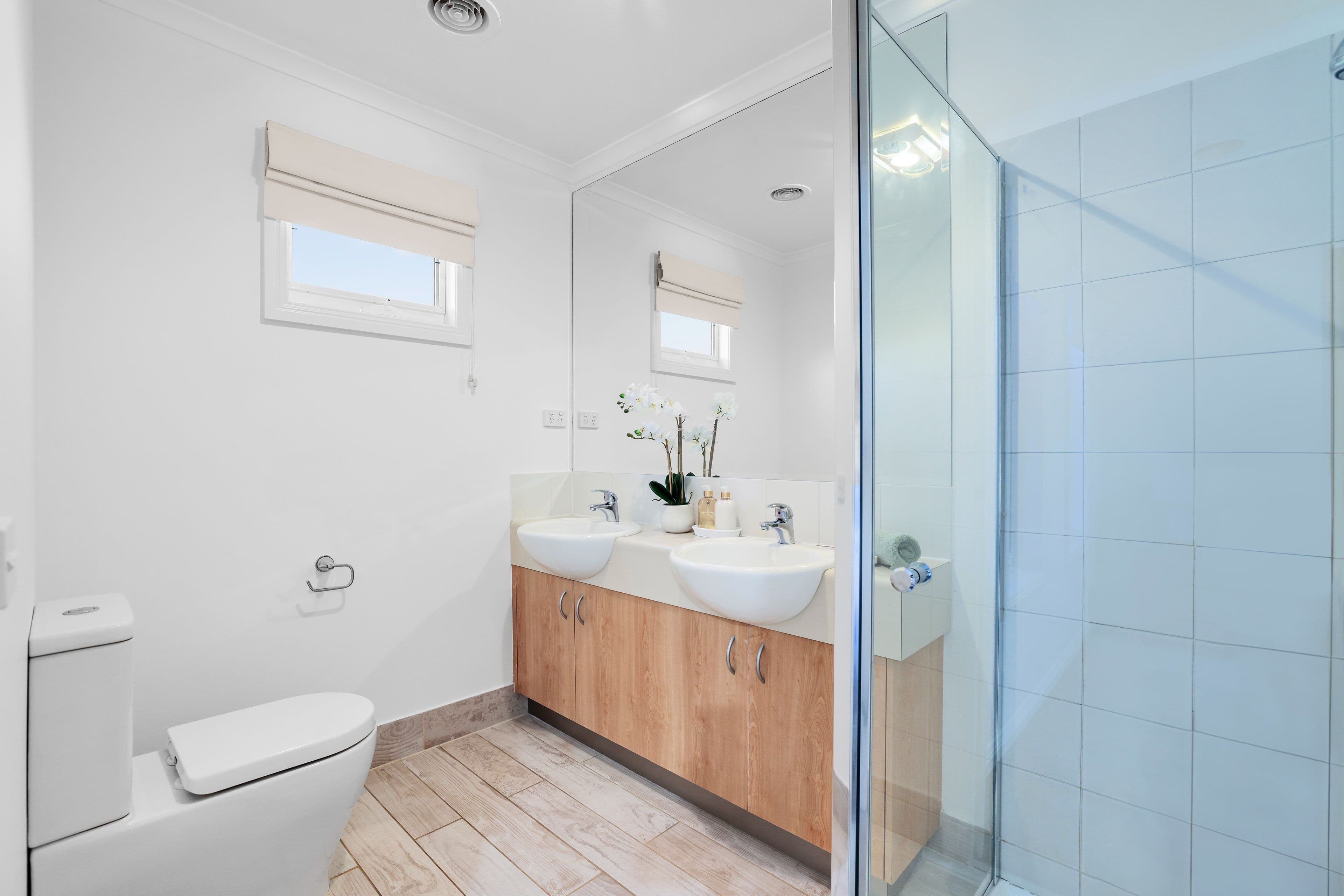 81 Sovereign Manors Crescent, Rowville VIC 3178, Rowville - Thumbnail 8