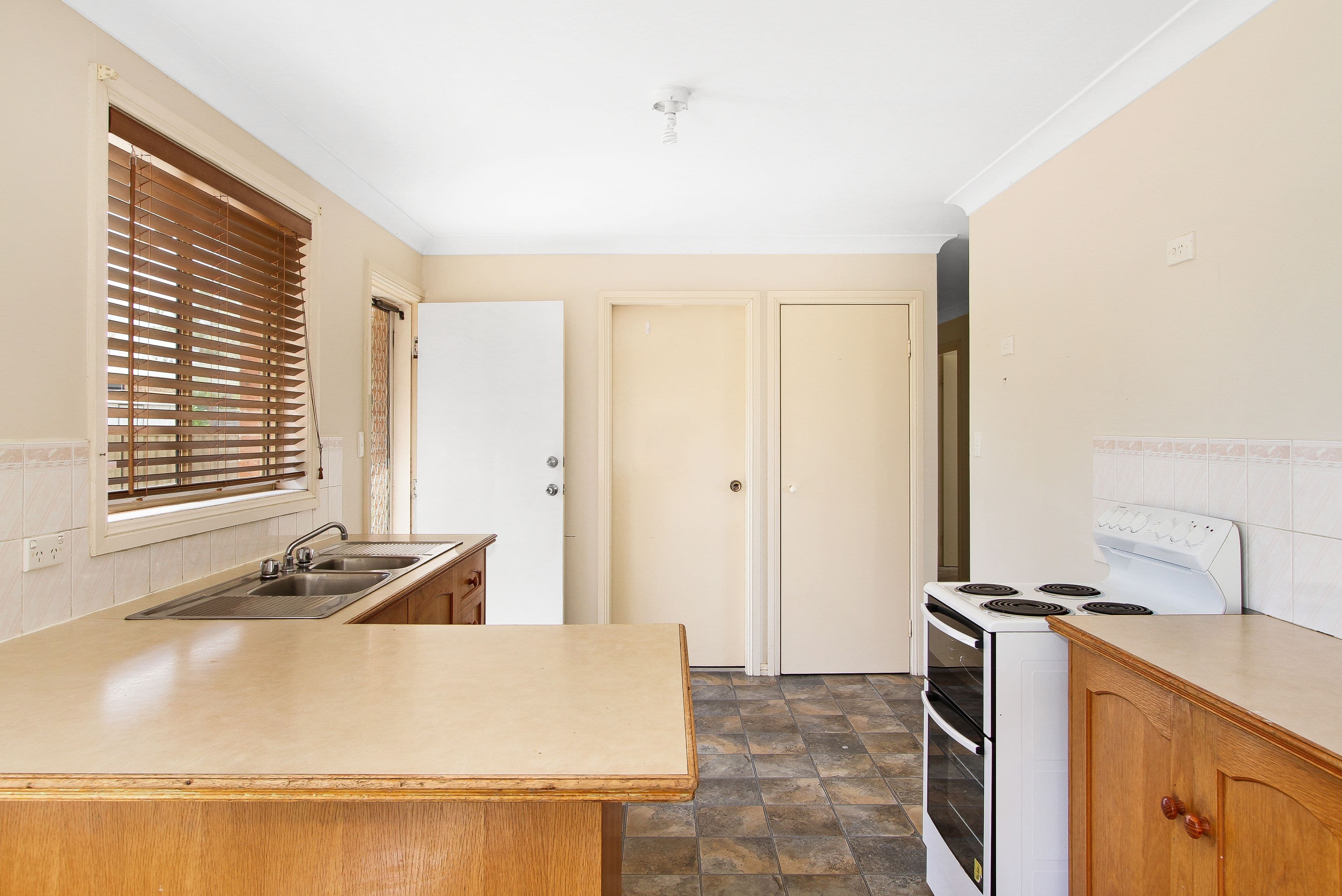 34 Glengarvin Drive, Tamworth NSW 2340, Tamworth - Thumbnail 2