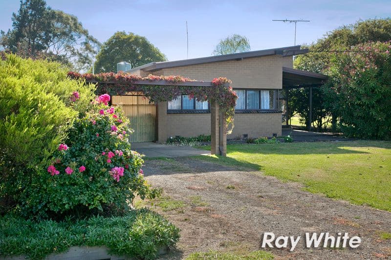 206 Toomuc Valley Road, Pakenham VIC 3810, Pakenham - Thumbnail 3